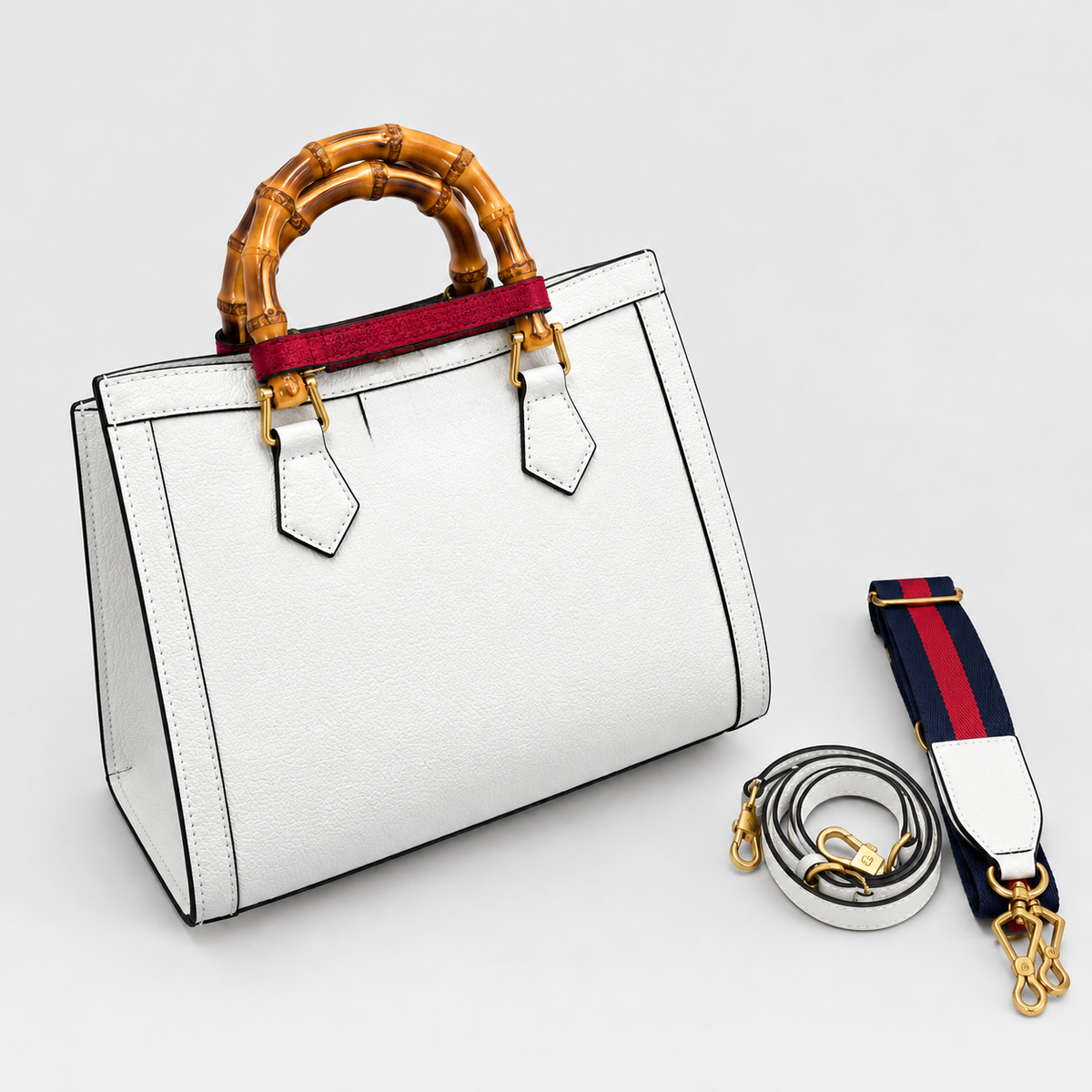 GUCCI – MEDIUM DIANA TOTE BAG