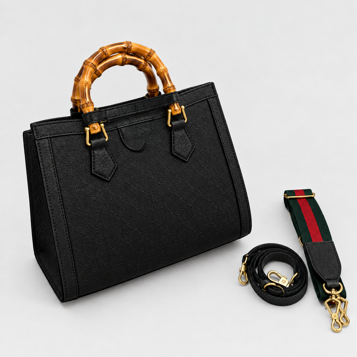 GUCCI – MEDIUM DIANA TOTE BAG